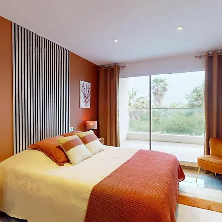 Climatisee Avec Piscine Privee Et 3 Parentales A 10 Min A Pied Vila
